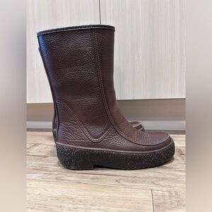 Vintage weather guard Brown Boots rain winter neutral classic timeless garden